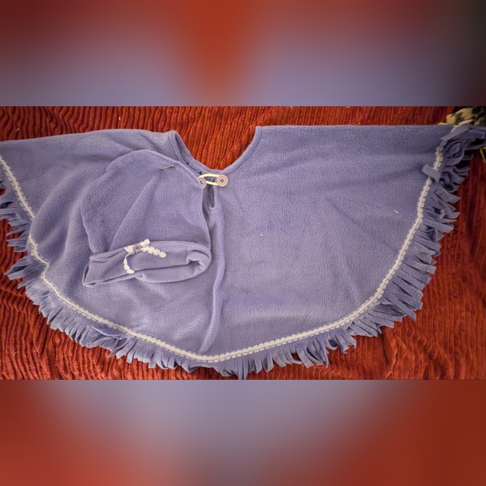Handmade purple shawl and hat set